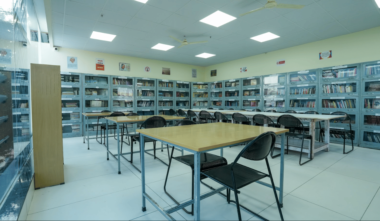 Indian Institute of Fashion Technology Bangalore Academic Building photo 26